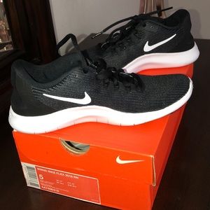 Women’s Nike Flex 2018 RN
